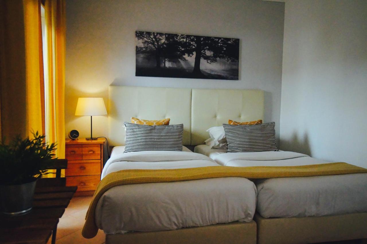 Oasis Beach Apartments Luz Eksteriør billede