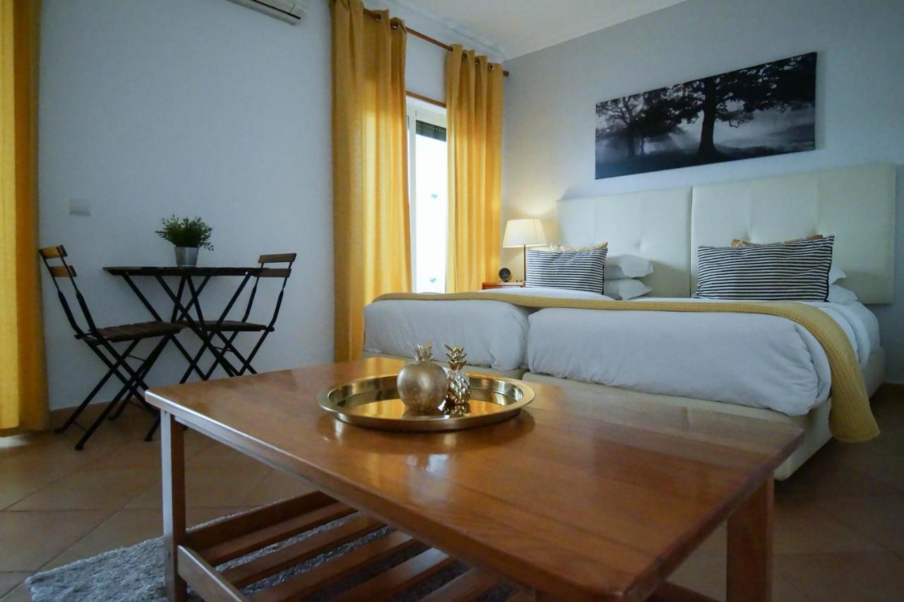 Oasis Beach Apartments Luz Eksteriør billede