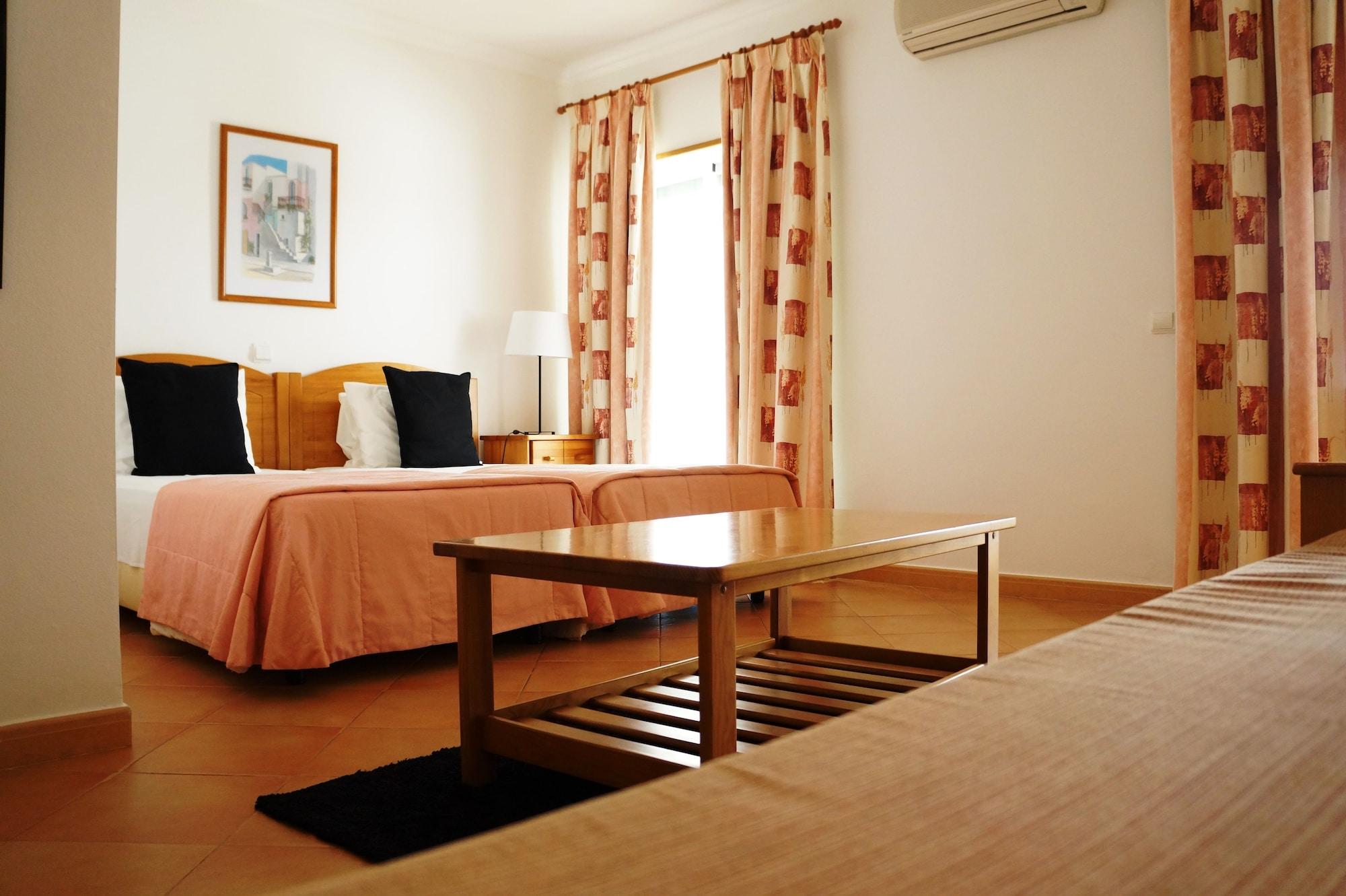 Oasis Beach Apartments Luz Eksteriør billede
