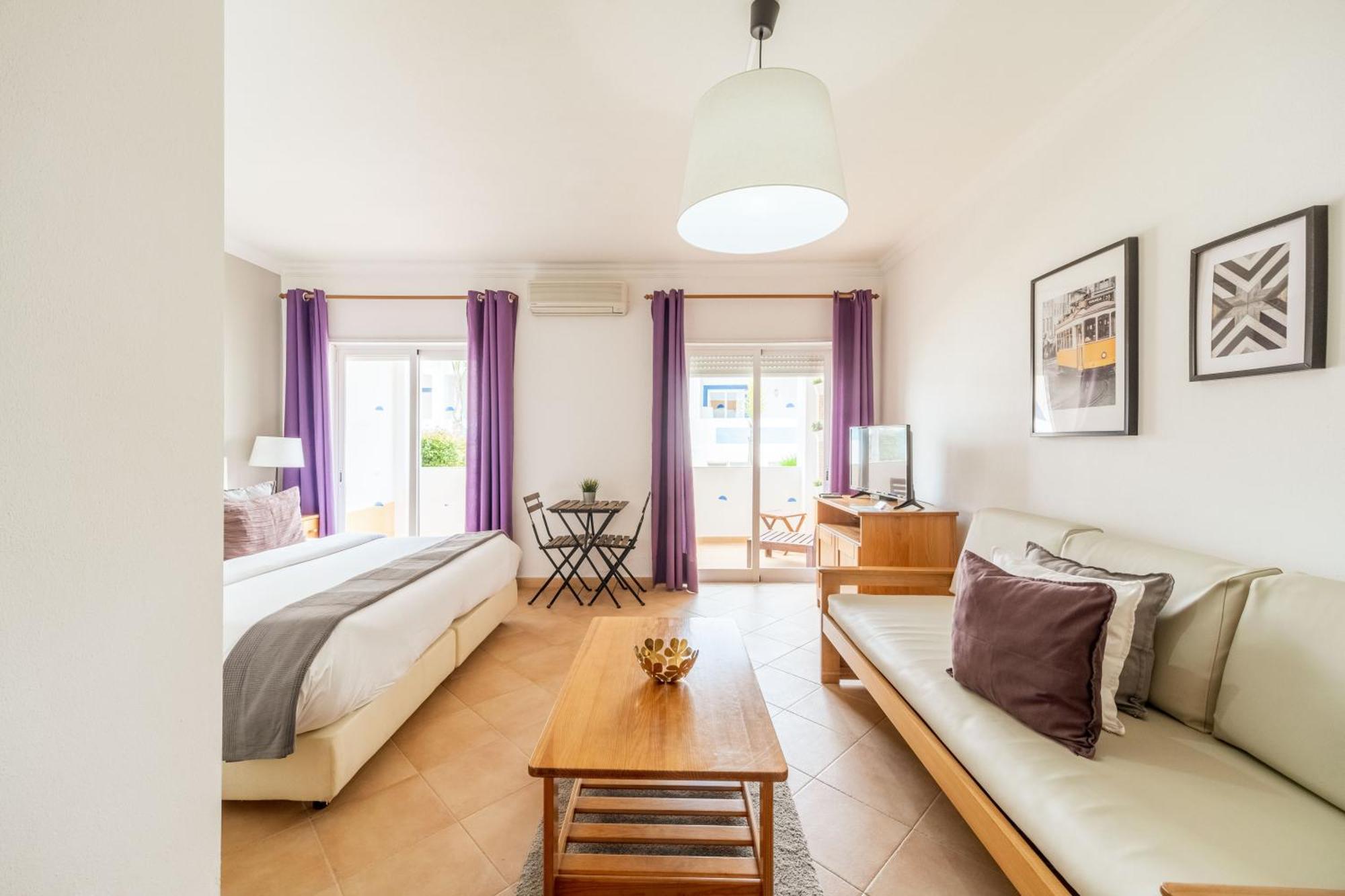 Oasis Beach Apartments Luz Værelse billede