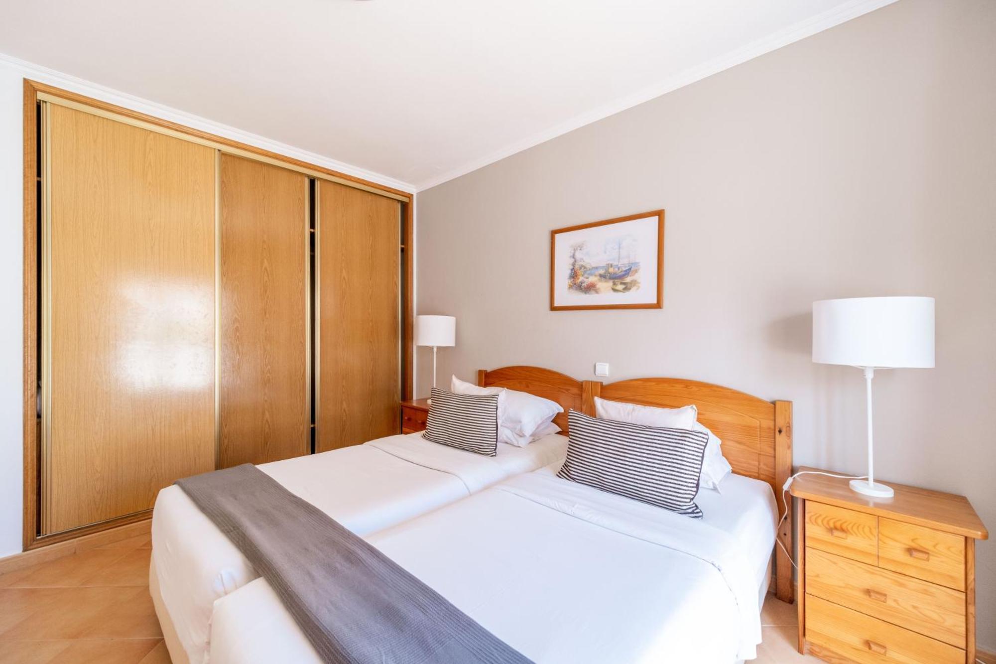 Oasis Beach Apartments Luz Værelse billede
