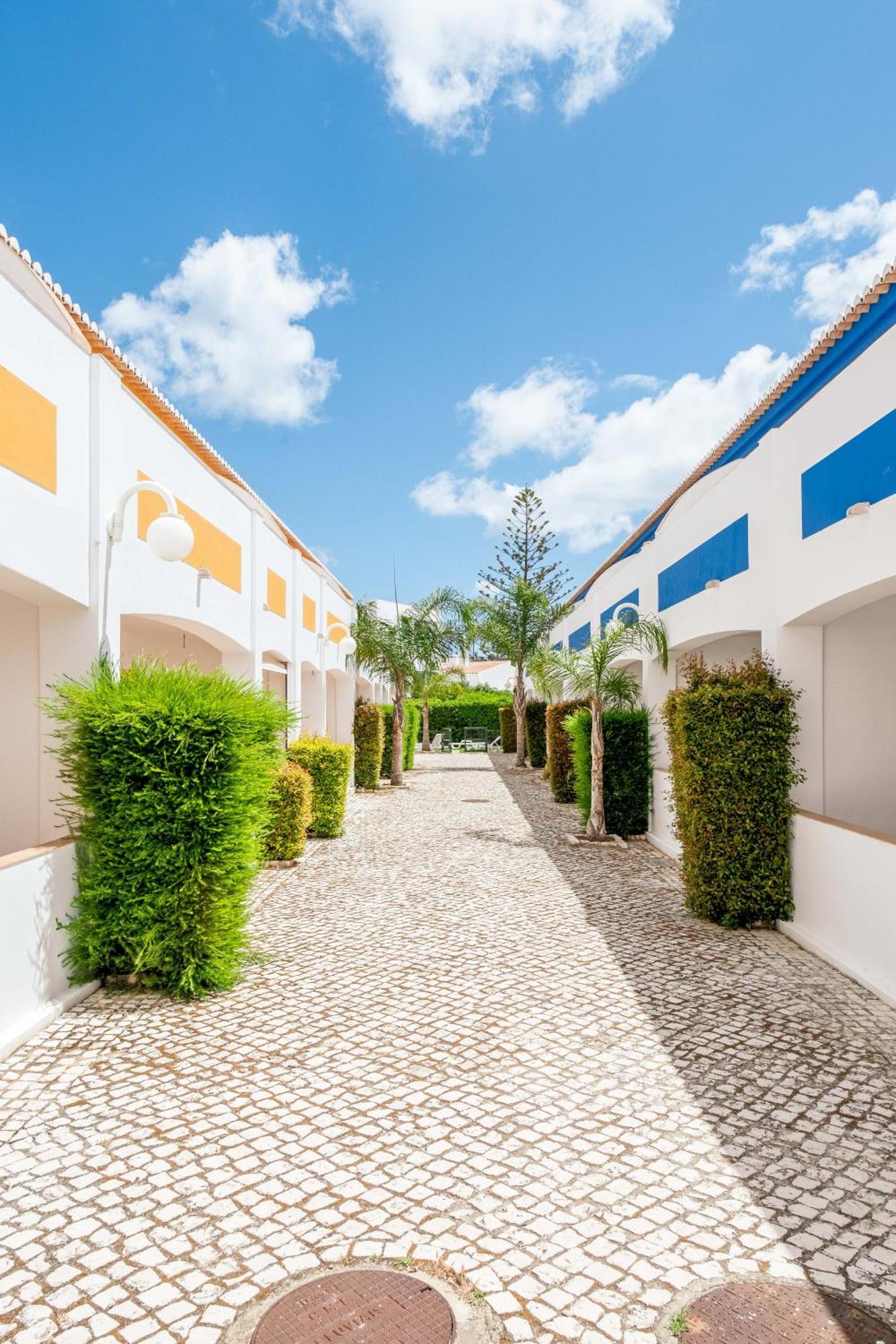 Oasis Beach Apartments Luz Eksteriør billede